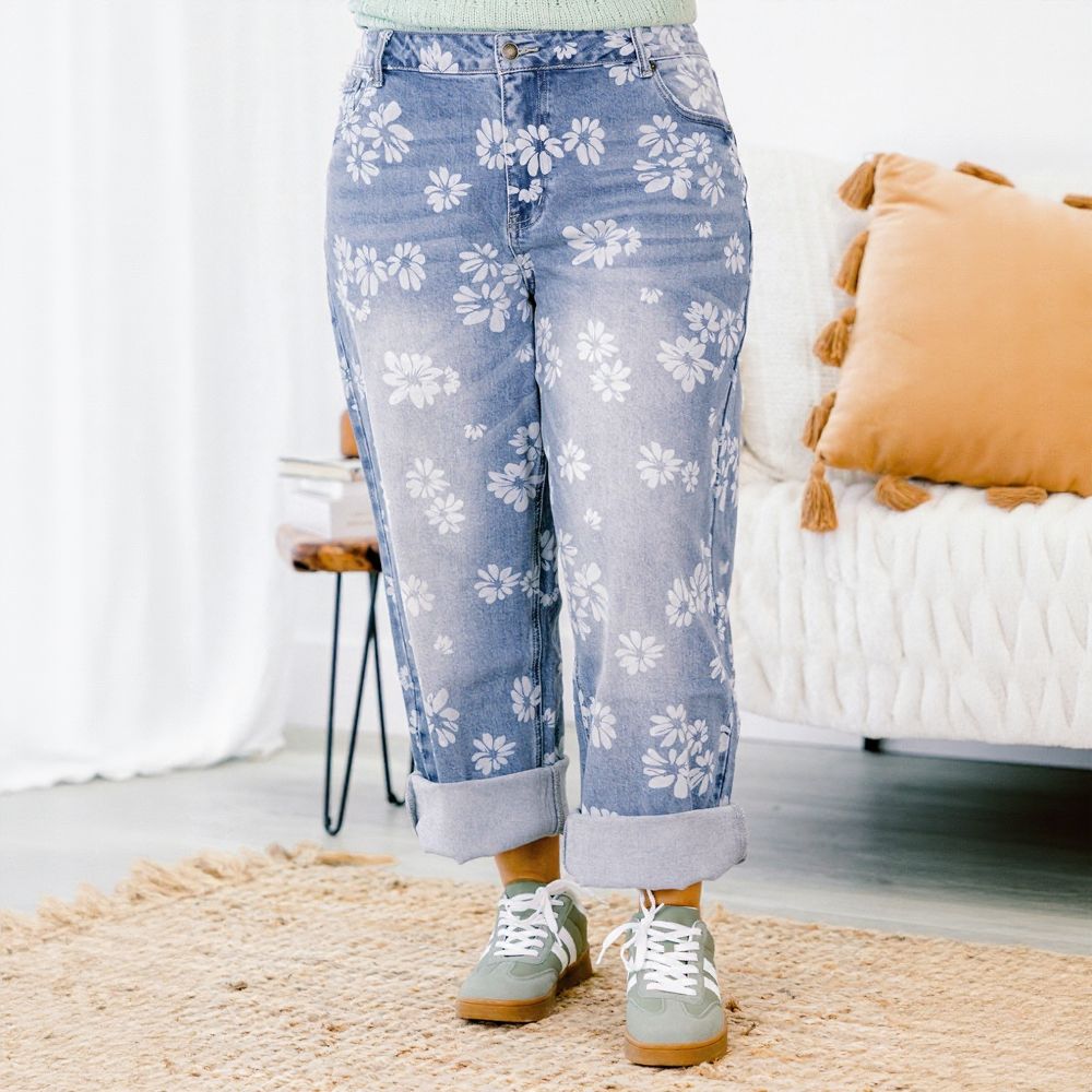 Floral Embroidery Jeans