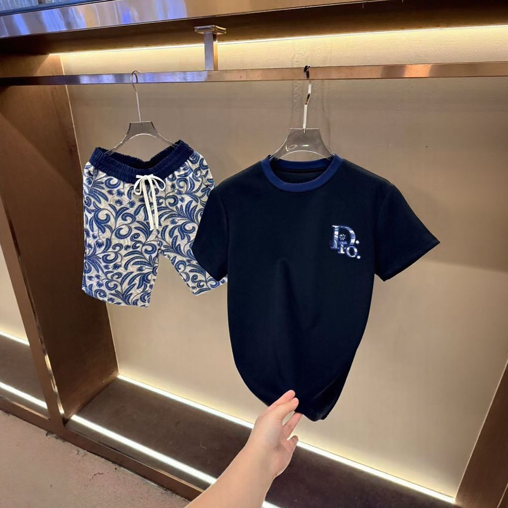 Luxury Letter Pattern Short Sleeve & Casual Shorts Set