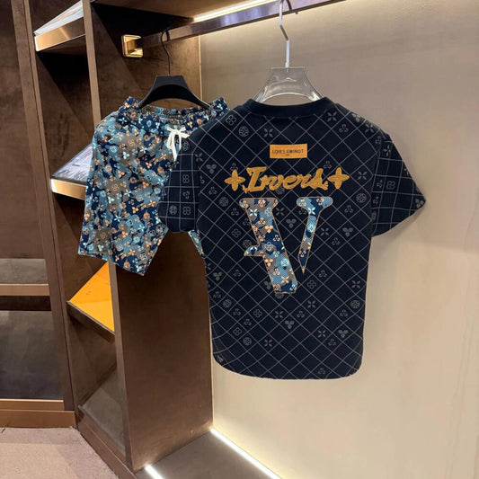 V‑Shaped Plaid T‑Shirt & Four‑Leaf Clover Shorts Set