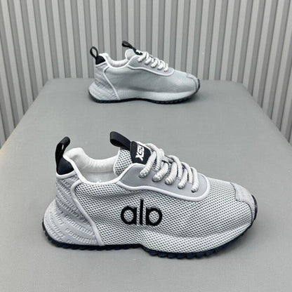Low-top soft-soled casual sneakers