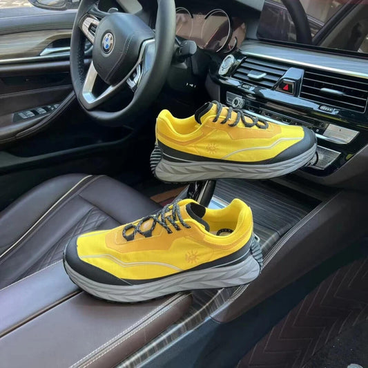 Breathable and non-slip hiking shoes