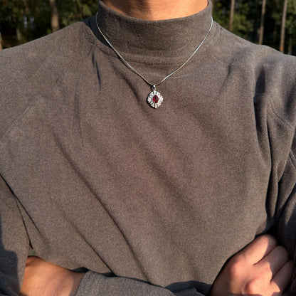 Retro Crimson Necklace