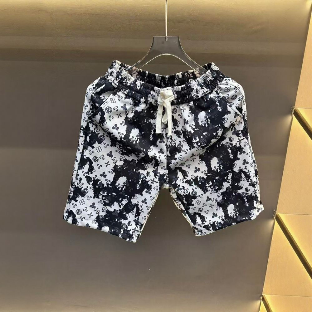 Sequin Clover Embroidered T-Shirt & Black & White Shorts