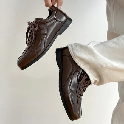 Retro brown casual leather shoes