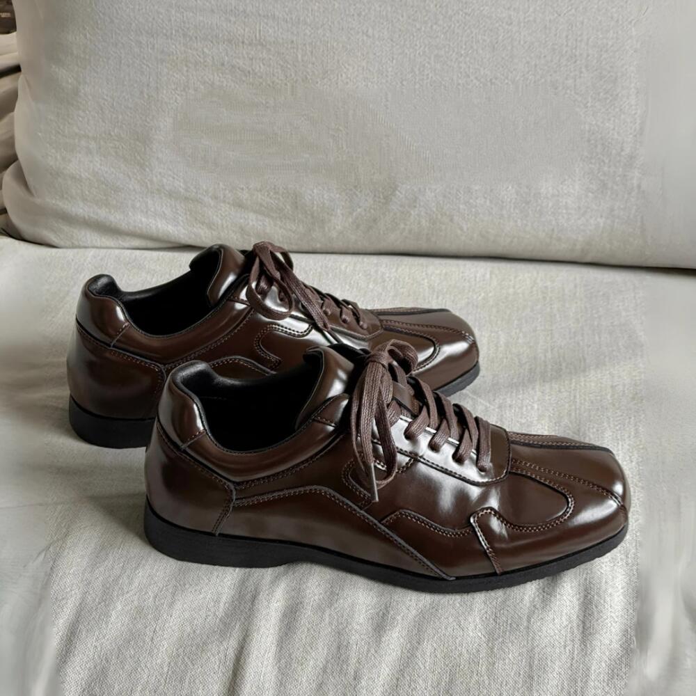 Retro brown casual leather shoes
