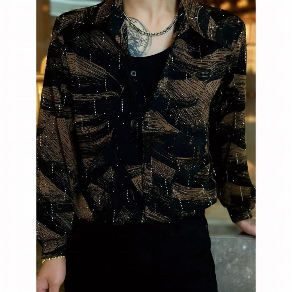 Brown Pattern Rhinestone T-Shirt