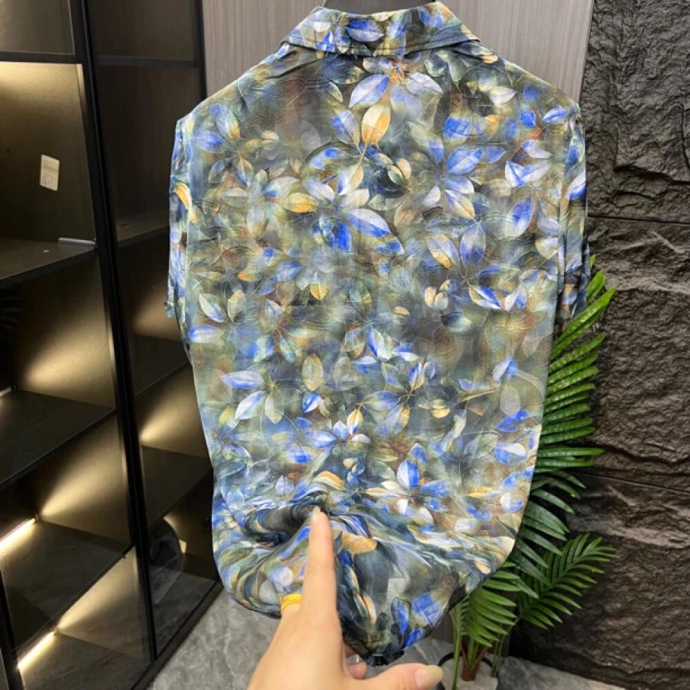 Lightweight Leaf Print Shirt