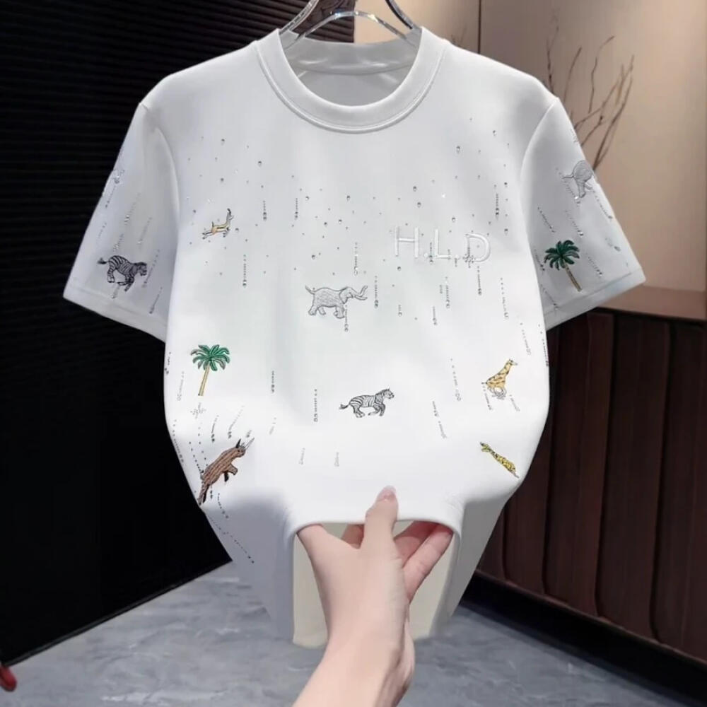 Animal Embroidery Rhinestone T-Shirt
