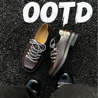 Independent design Martin boots
