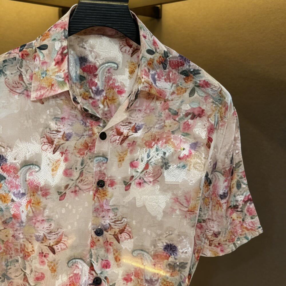 Lightweight floral top