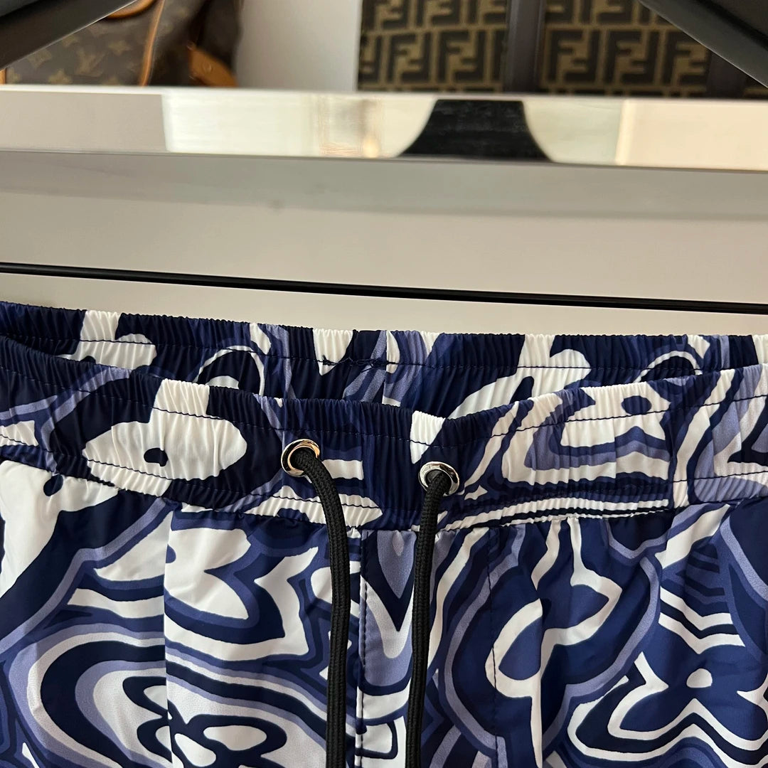 Square & Four-Leaf Clover Pattern Shorts