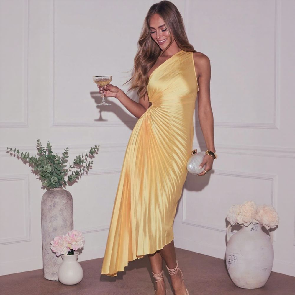 Pleated One-Shoulder Solid Evening Gown