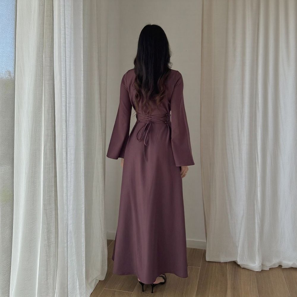 Round Neck Long Sleeve Solid Color Multi-Button Elegant Dress