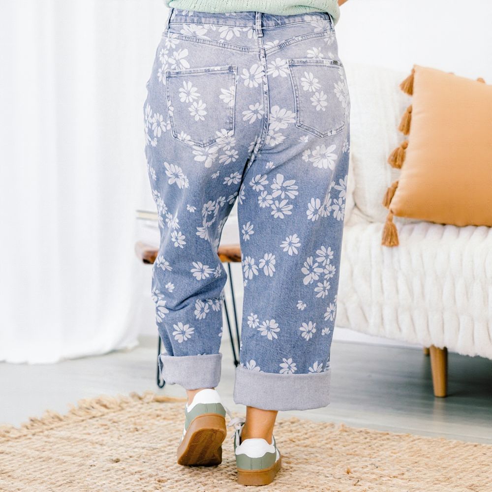 Floral Embroidery Jeans
