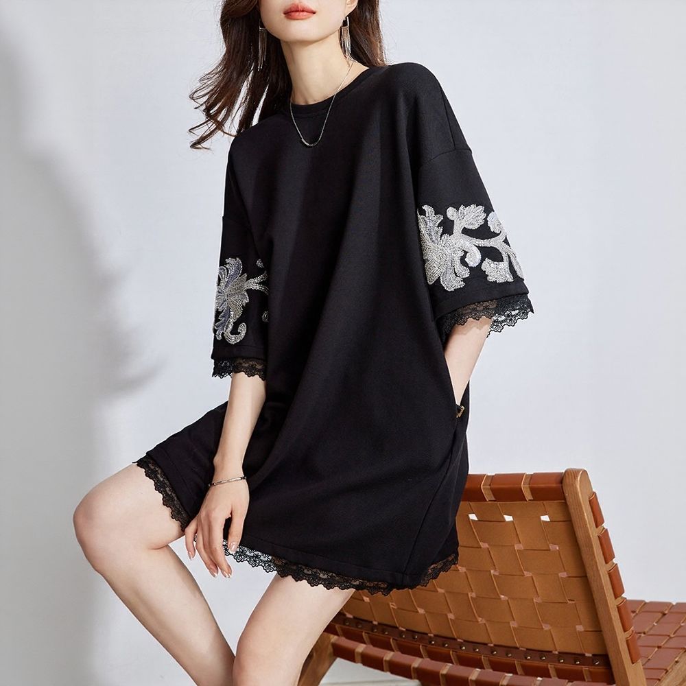 Lace Trim Sequin Short Sleeve Top