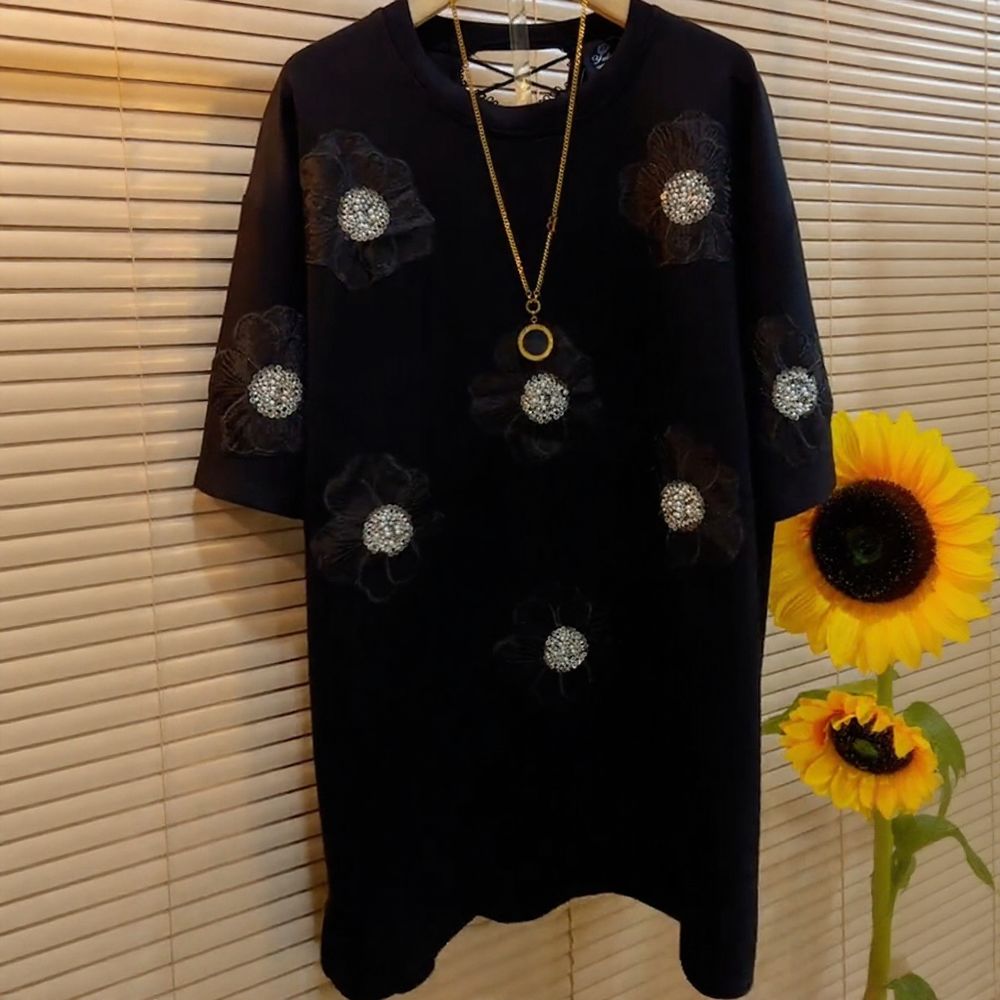 Black Heart Floral Short Sleeve Top