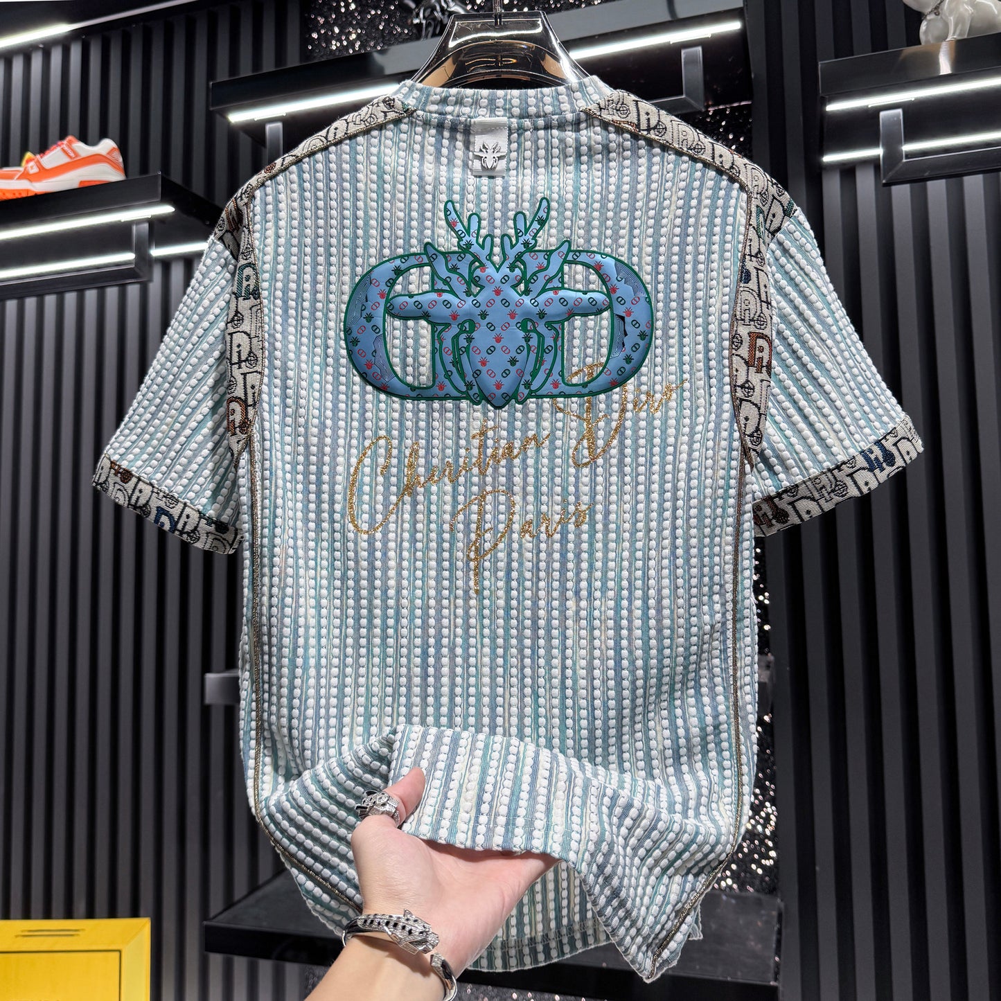 Blue Base Bee Pattern Spliced T-Shirt