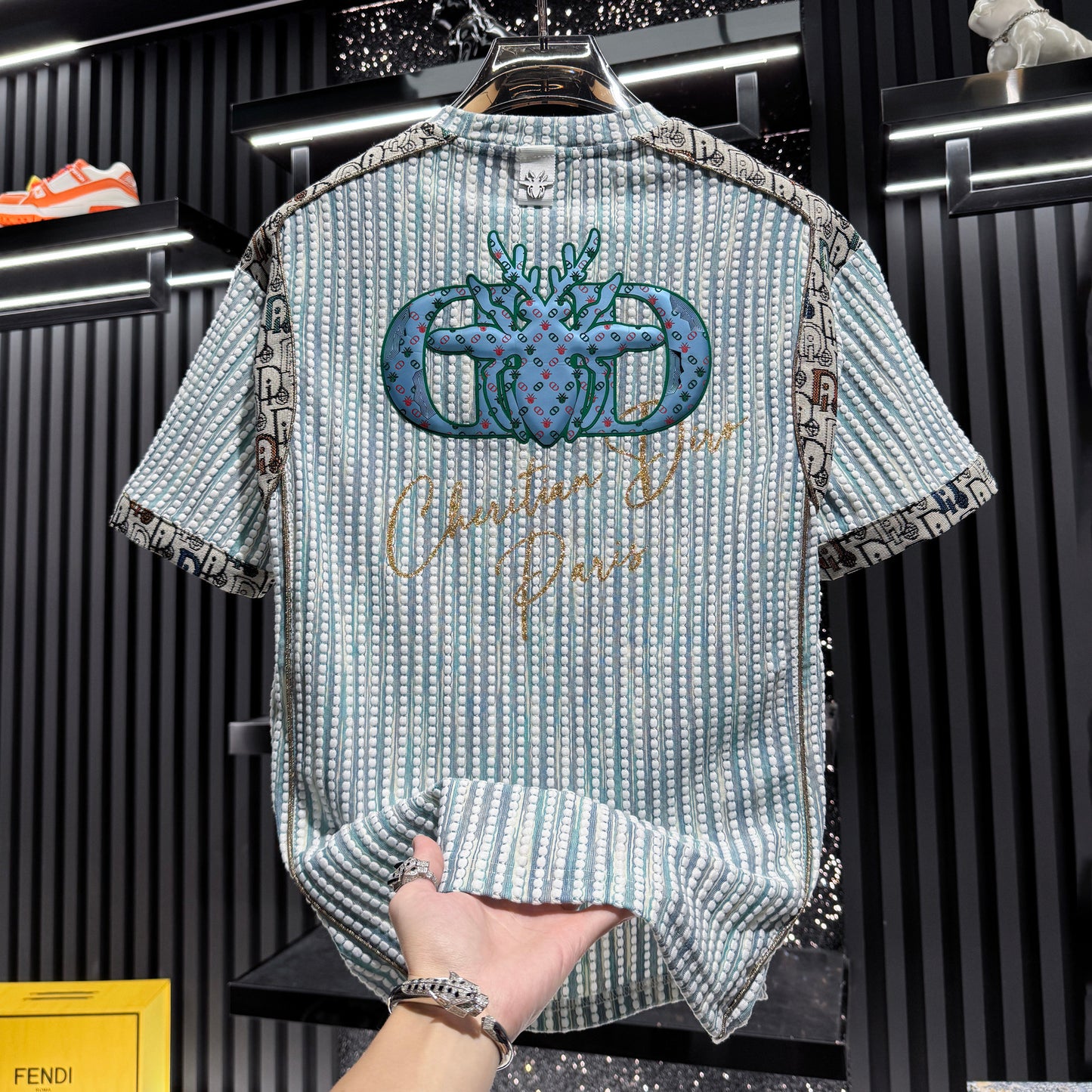 Blue Base Bee Pattern Spliced T-Shirt