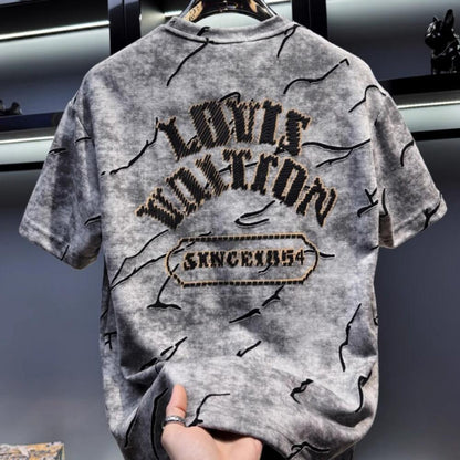 Distressed and ripped crew neck short-sleeved shirt