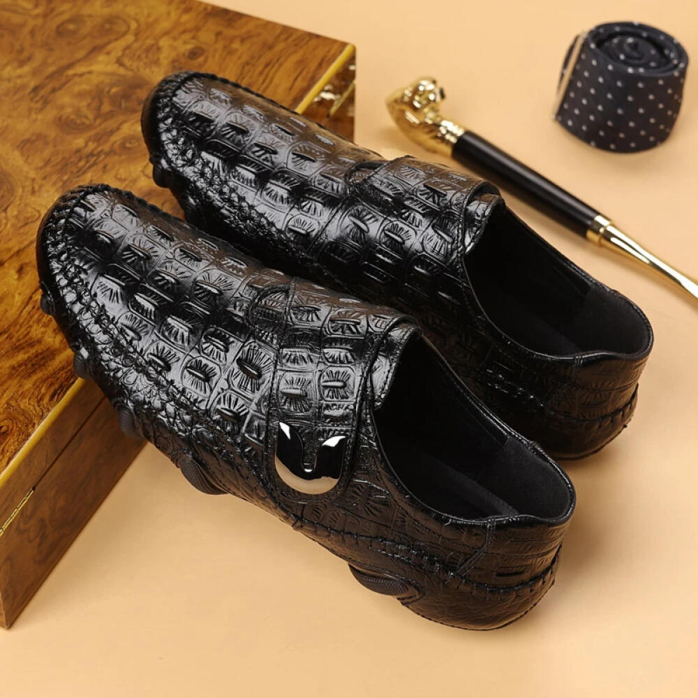 Crocodile casual leather shoes