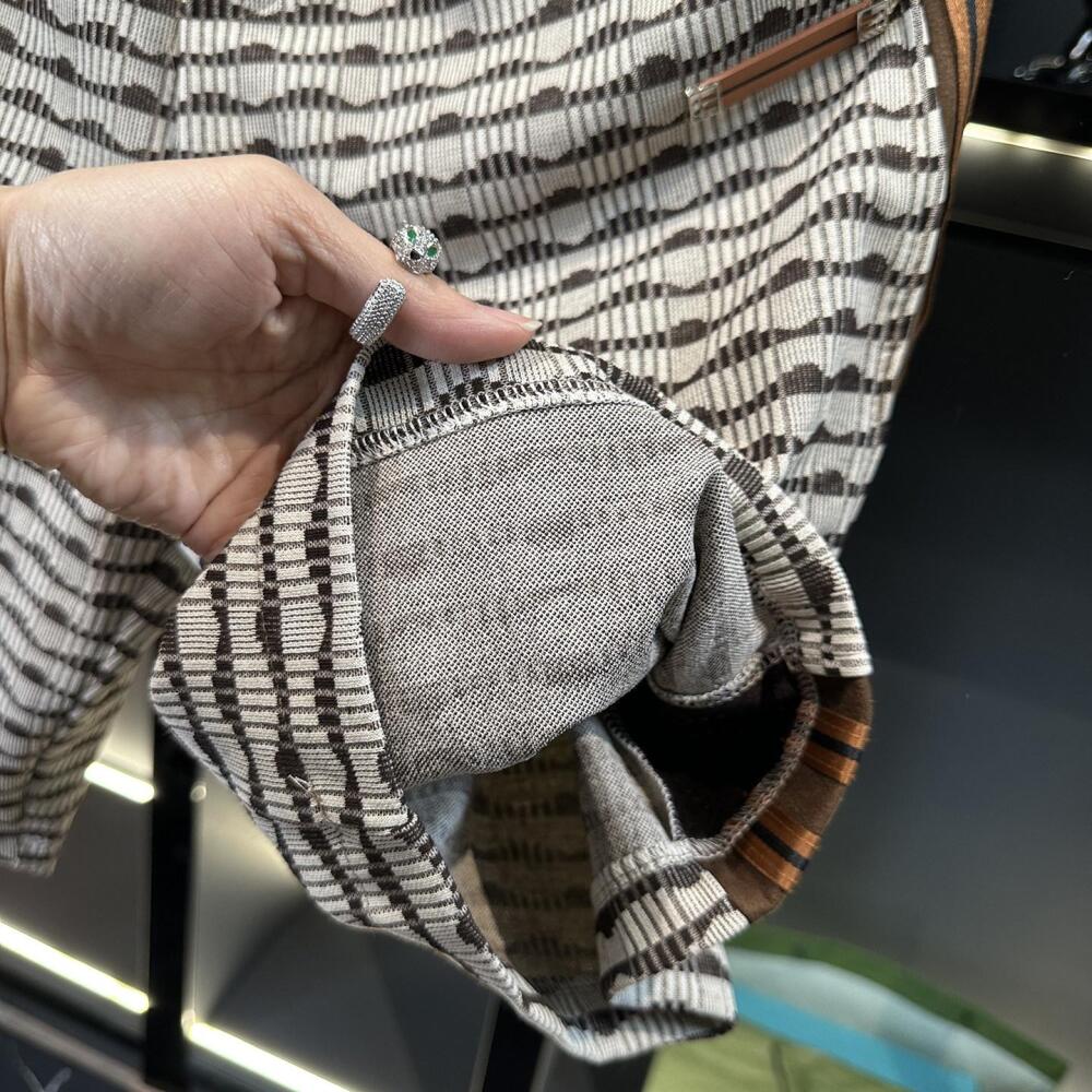 Wave & Side Stripe Casual Pants