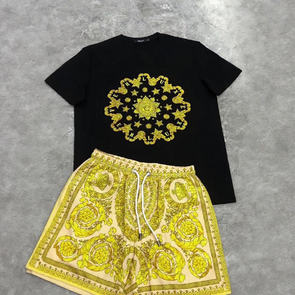 Golden Portrait Graphic 2‑Piece Set