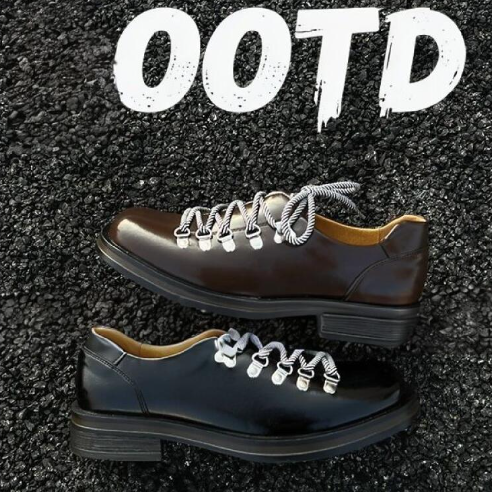 Independent design Martin boots